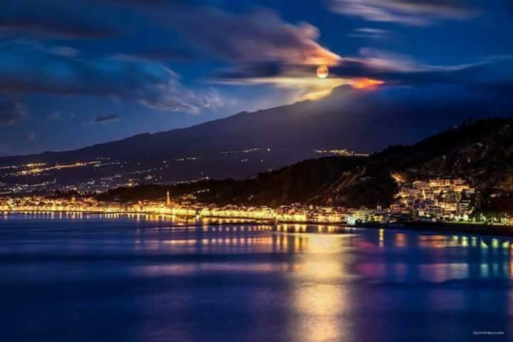 Taormina Castle And Sea View 아파트 외부 사진
